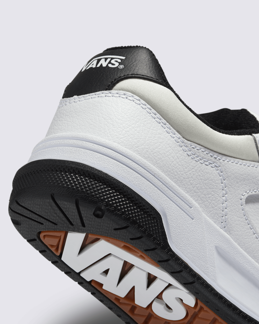 Vans Upland Shoe in White / Black