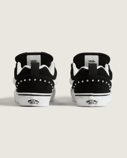 Vans Knu Skool Shoe in Black