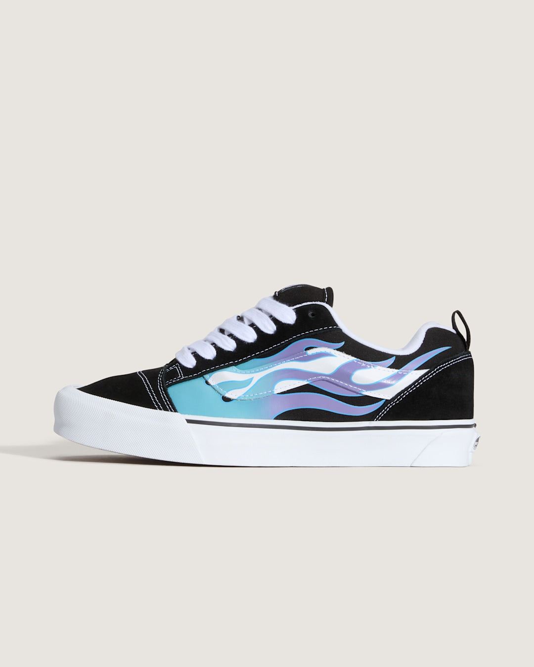 Vans Knu Skool Shoe in Black / Blue