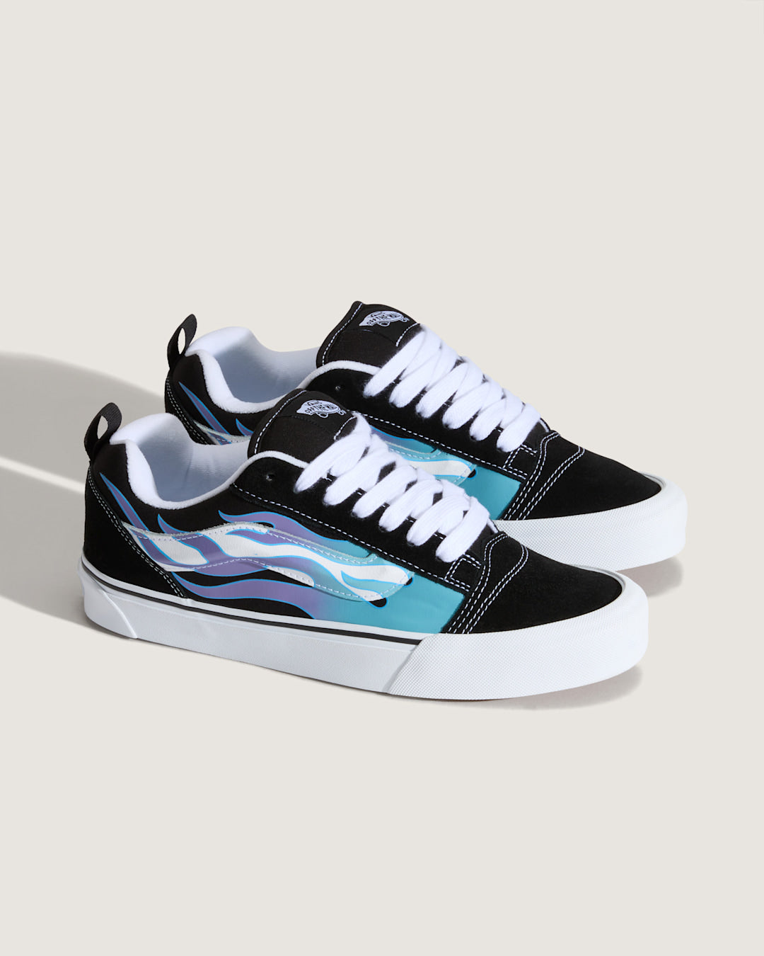 Vans Knu Skool Shoe in Black / Blue