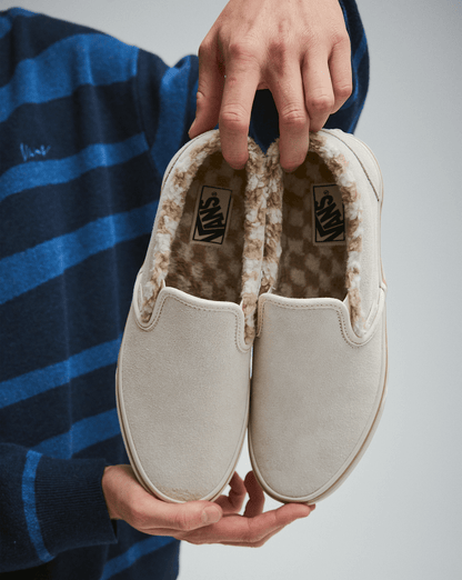 Vans Classic Slip-On Shoe in Turtle Dove White