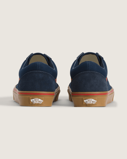 Vans Old Skool Gum Shoe in Navy Blue / Red