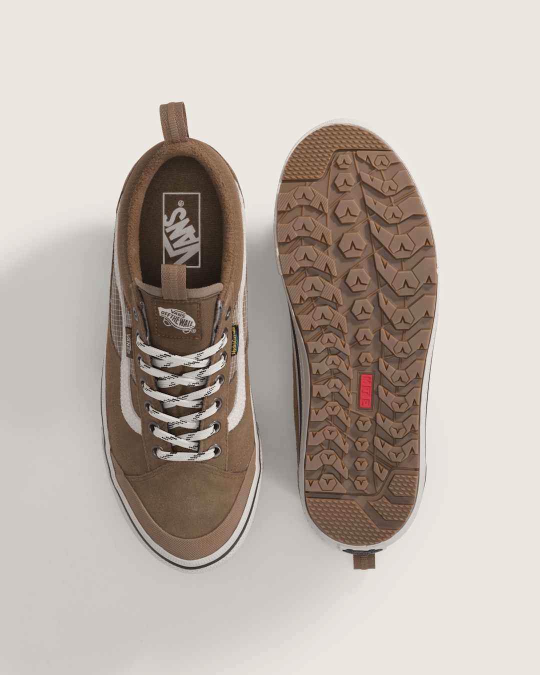 Vans Old Skool Waterproof Insulated Shoe in Brown / Green
