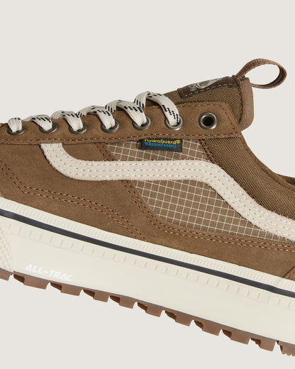 Vans Old Skool Waterproof Insulated Shoe in Brown / Green