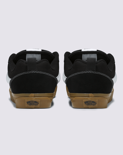 Vans Knu Skool Shoe in Black / Gum