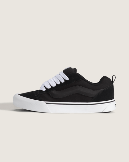 Vans Knu Skool Shoe in Black
