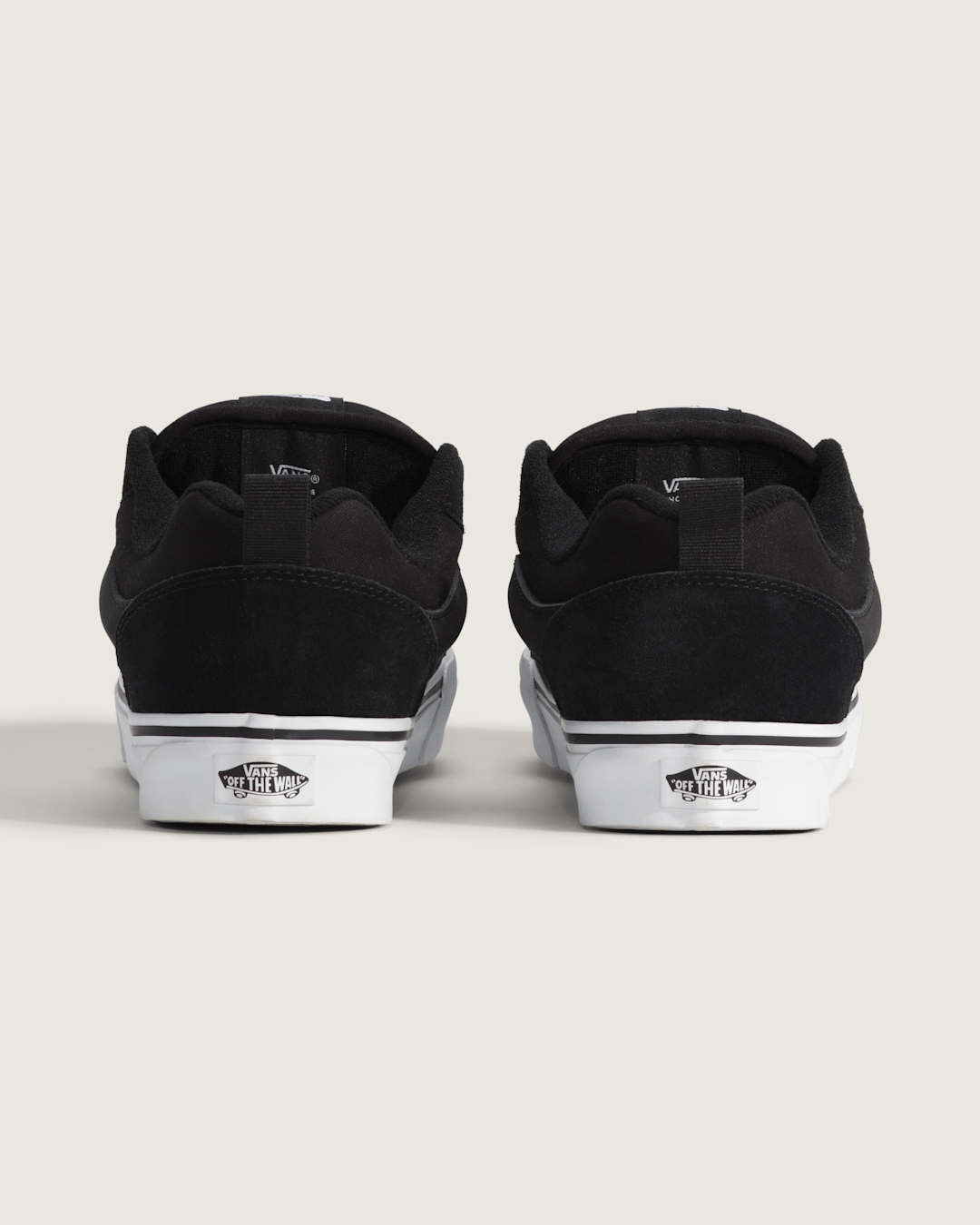 Vans Knu Skool Shoe in Black