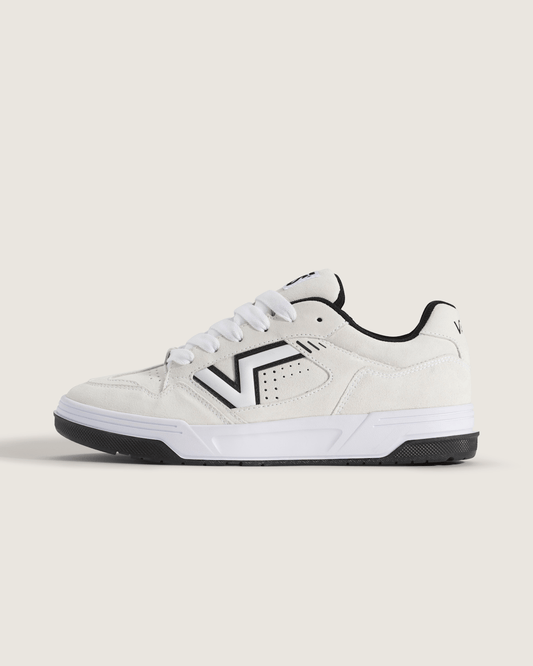 Vans Upland Shoe in True White / Black