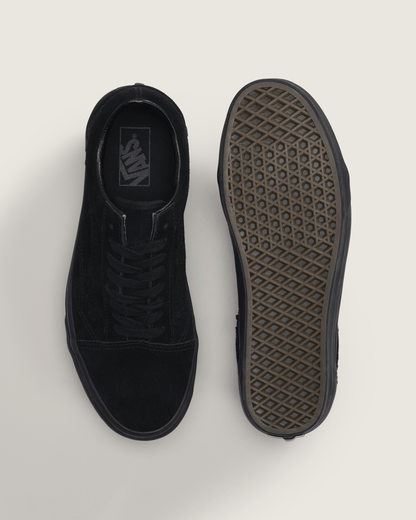 Vans Old Skool Shoe in Black
