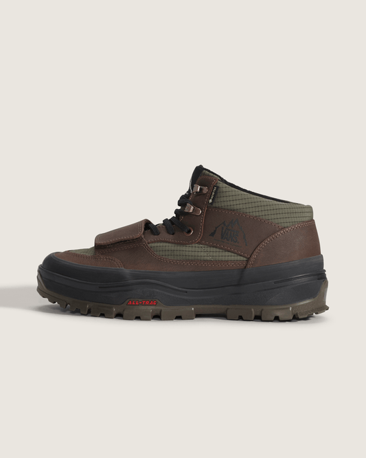 Vans Mountain Mid GORE-TEX Insulated Shoe in Dark Green / Dark Brown