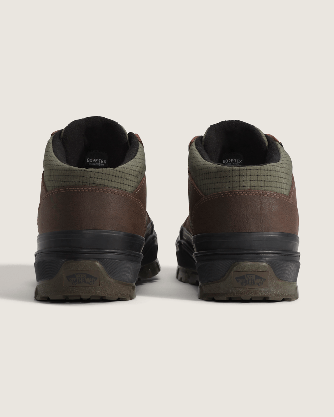 Vans Mountain Mid GORE-TEX Insulated Shoe in Dark Green / Dark Brown