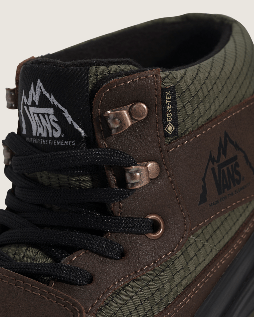Vans Mountain Mid GORE-TEX Insulated Shoe in Dark Green / Dark Brown