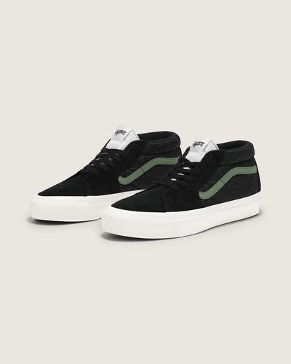 Vans Premium Sk8-Mid Shoe in Black / Green