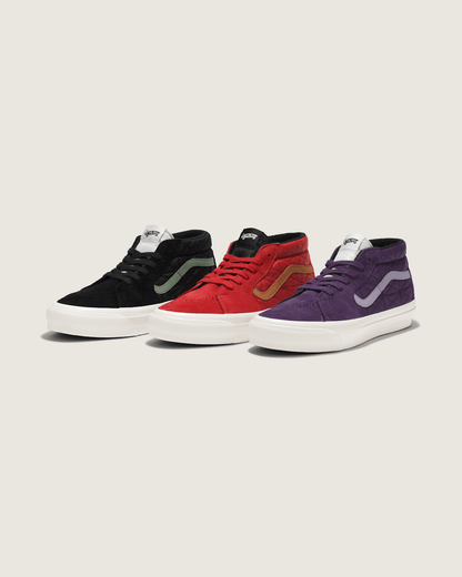 Vans Premium Sk8-Mid Shoe in Black / Green