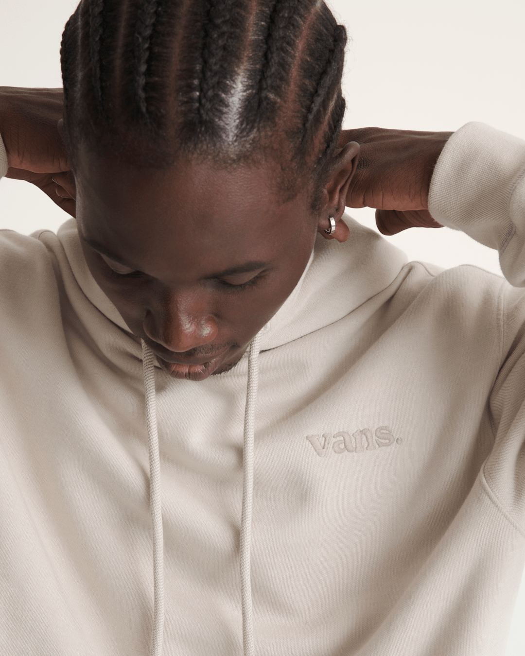 Vans Vans 66 Pullover Sweatshirt in Taupe Mist Grey