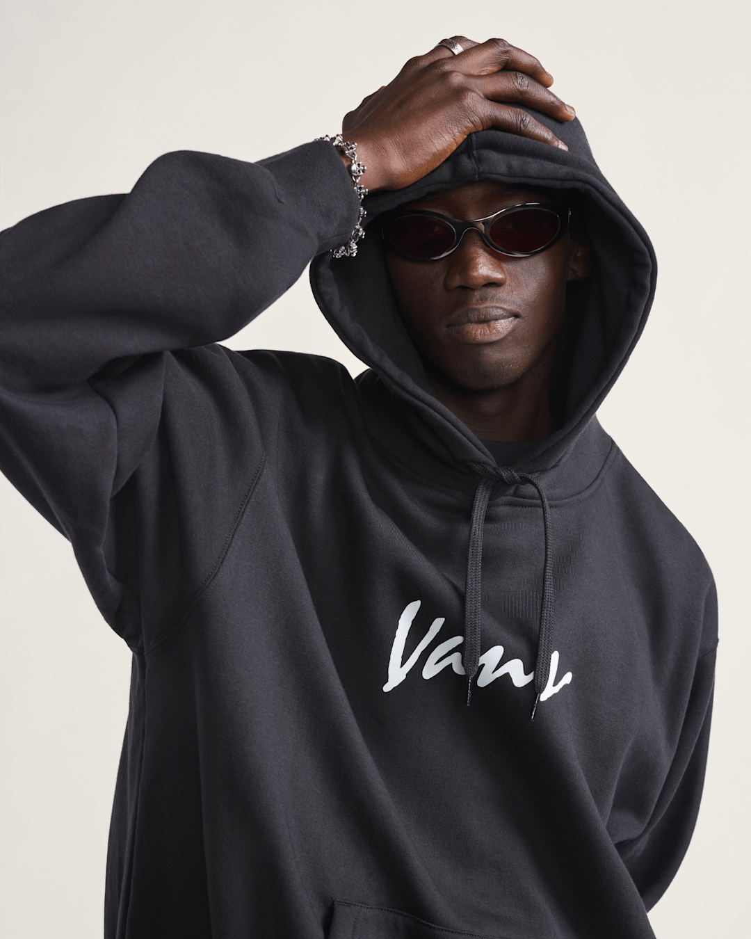 Vans Scripted Vans Pullover Hoodie in Black