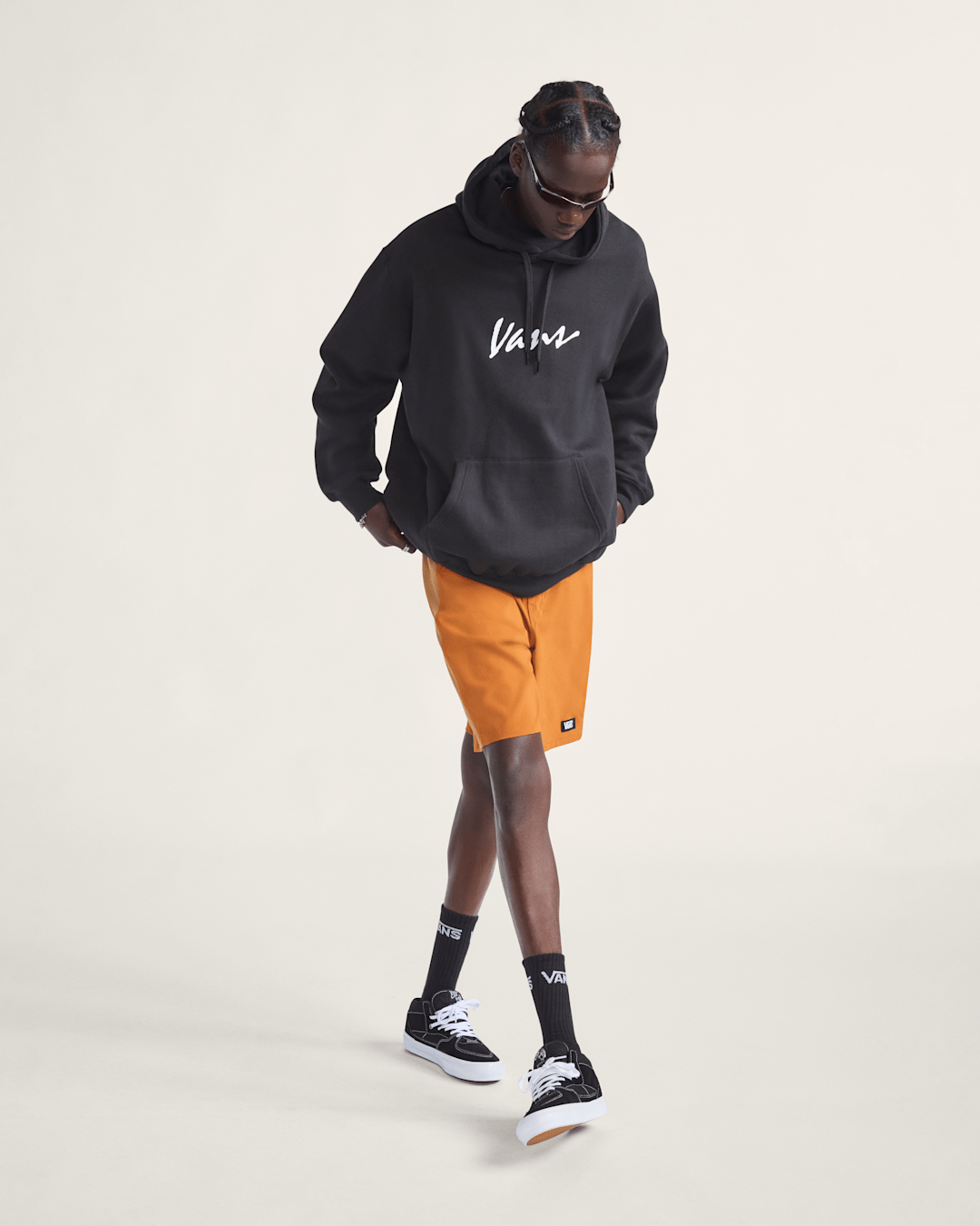 Vans Scripted Vans Pullover Hoodie in Black