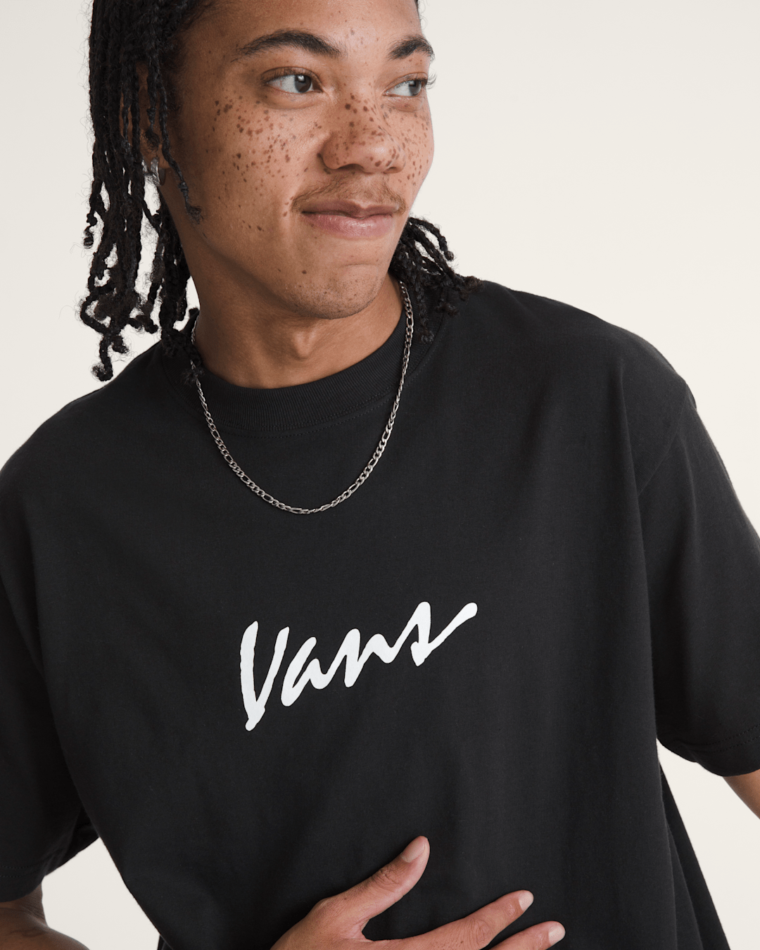 Vans Classic Script T-Shirt in Black / White
