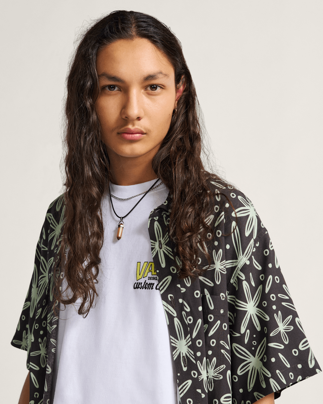 Vans Havenrock T-Shirt in Phantom Black / White