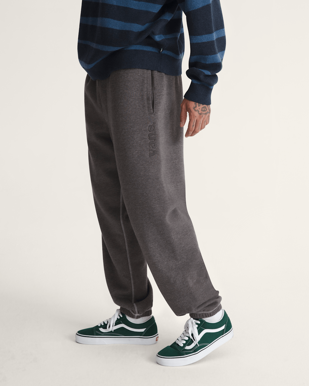 Vans Vans 66 Sweatpants in Asphalt Grey