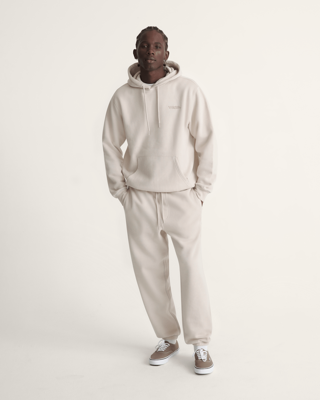 Vans Vans 66 Sweatpants in Taupe Mist Grey
