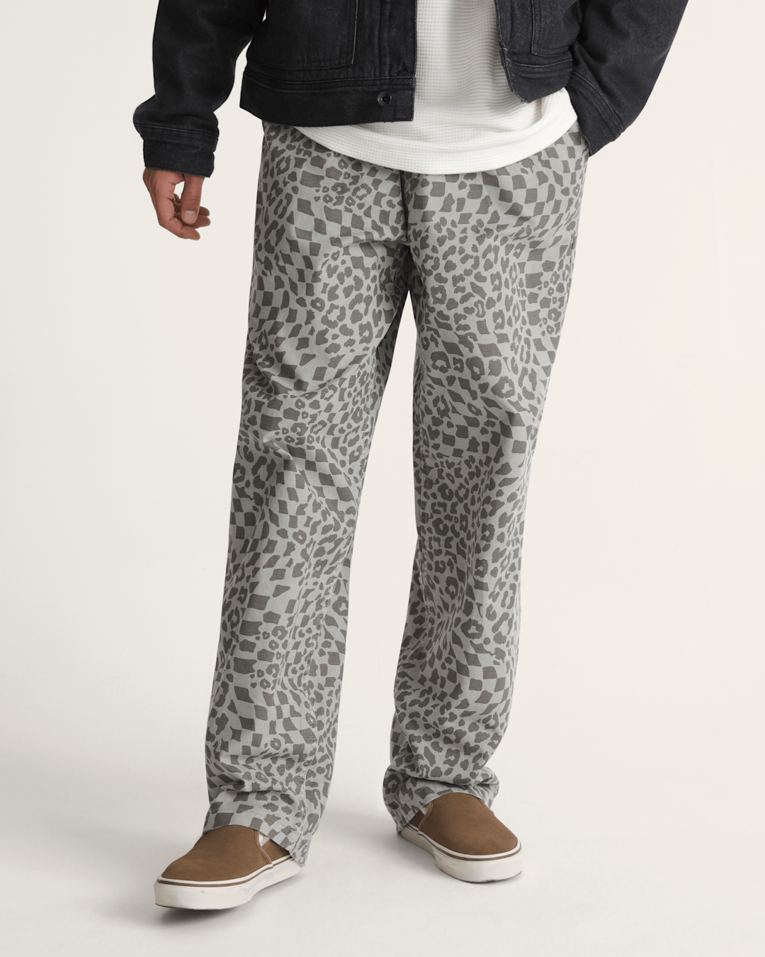 Vans Range Baggy Pants in Drizzle Grey