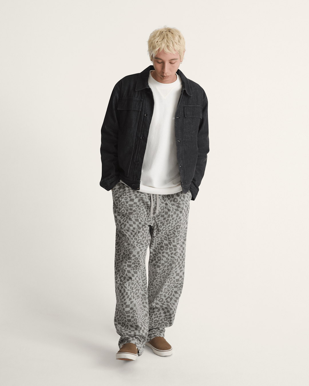 Vans Range Baggy Pants in Drizzle Grey