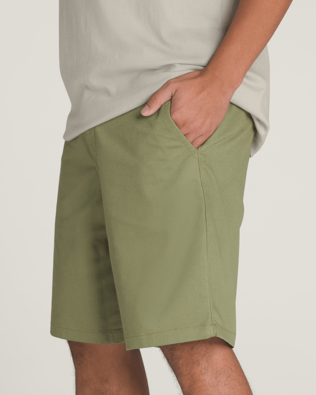 Vans Authentic Chino Relaxed 20'' Shorts in Loden Green