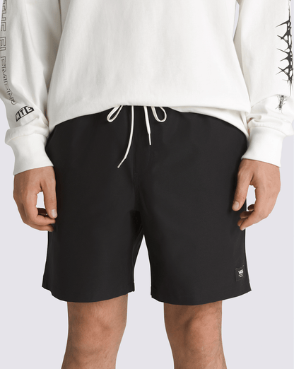 Vans Range Relaxed 18'' Sport Shorts in Black