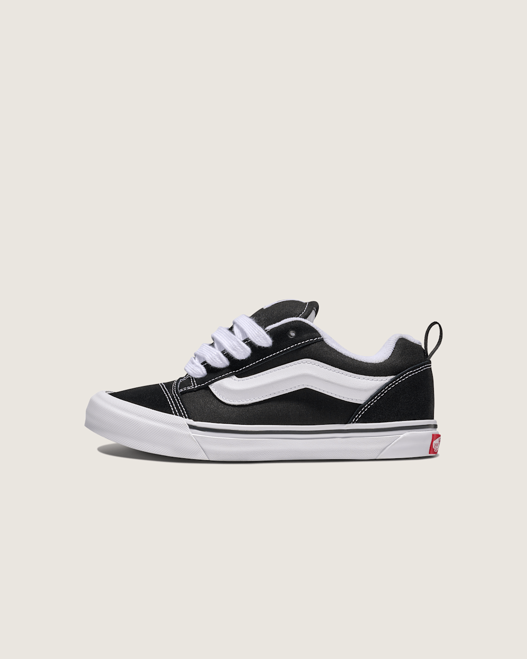 Vans Big Kids Knu Skool Shoe in Black / True White