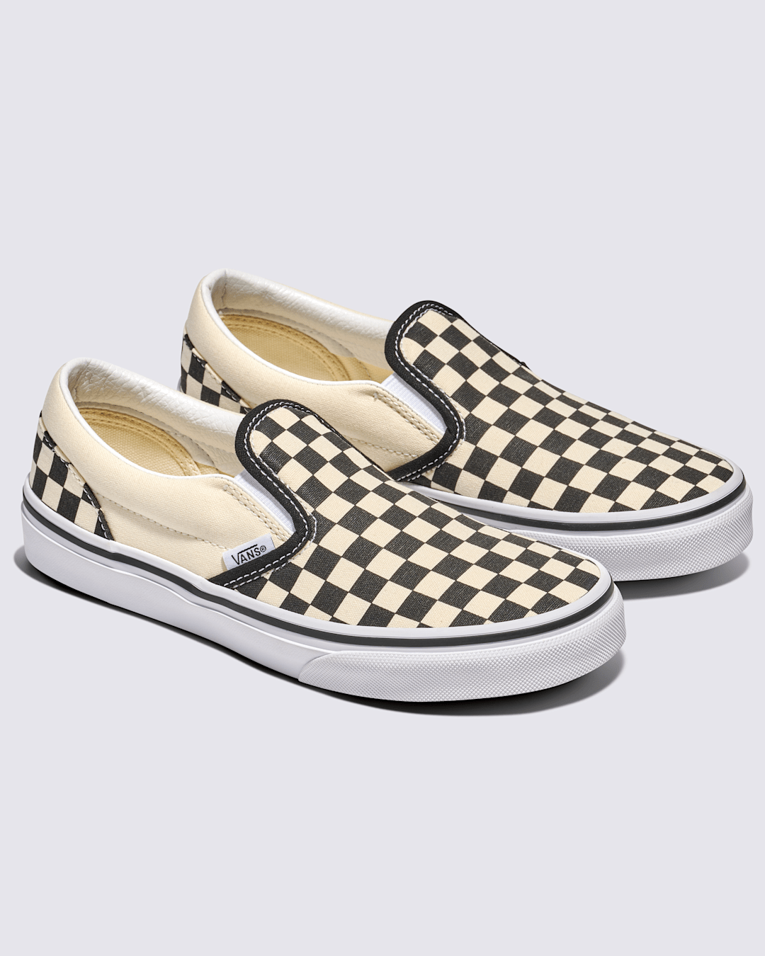 Vans Big Kids Classic Slip-On Shoe in Checkerboard Black / White
