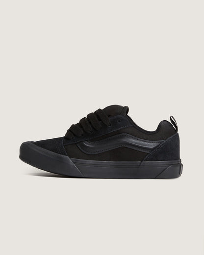 Vans Big Kids Knu Skool Shoe in Triple Black