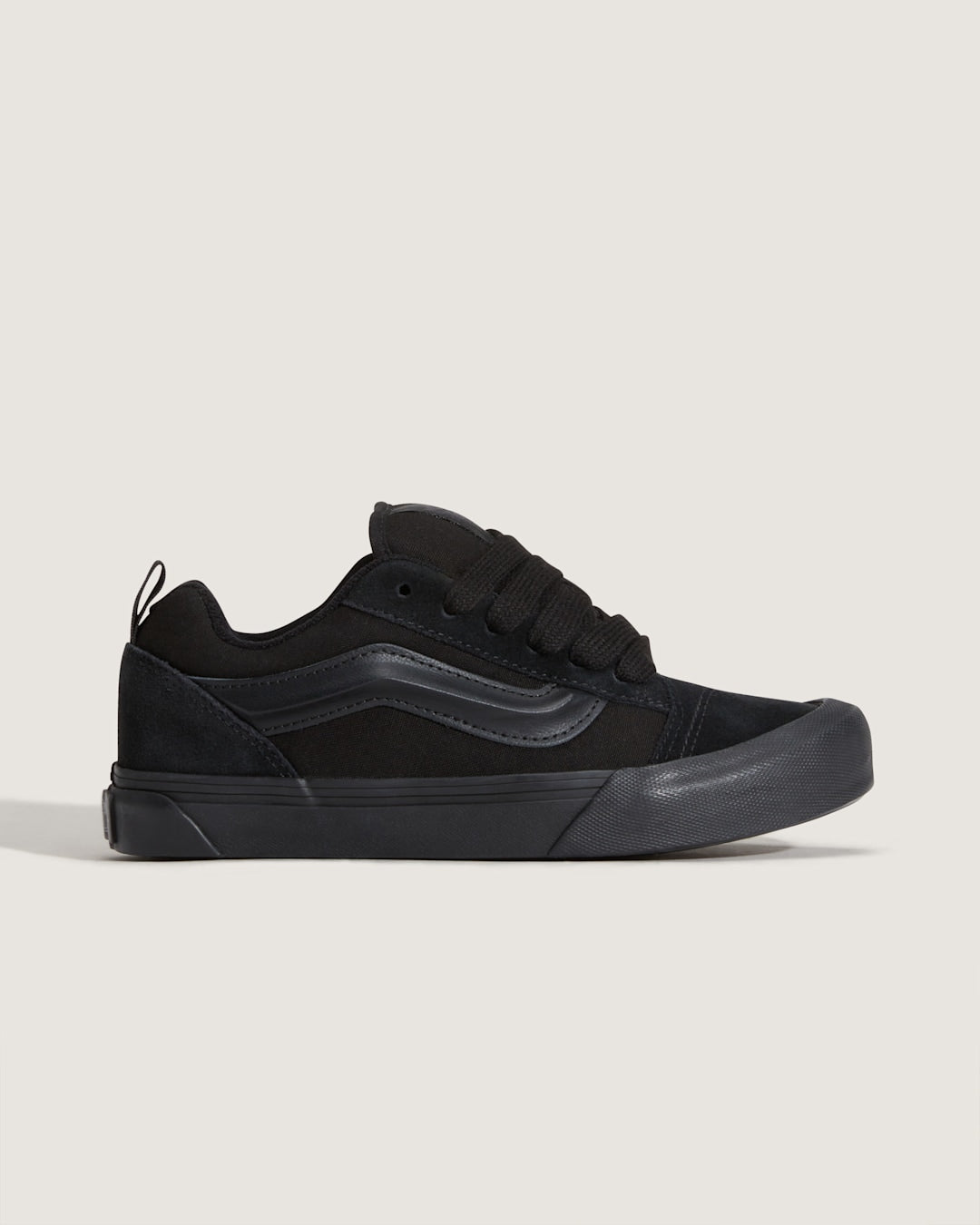 Vans Big Kids Knu Skool Shoe in Triple Black