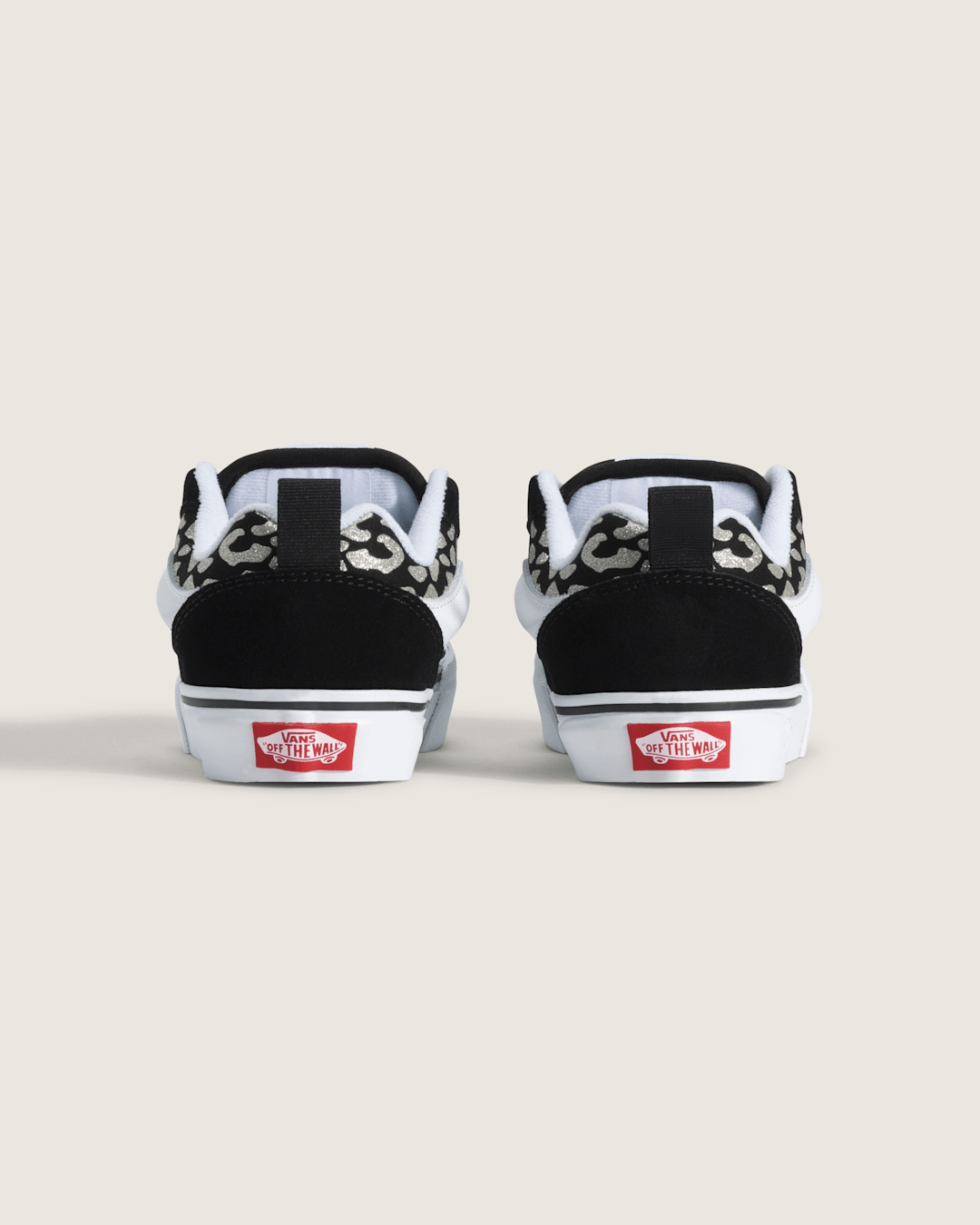 Vans Little Kids Knu Skool Shoe in Leopard Glitter Black