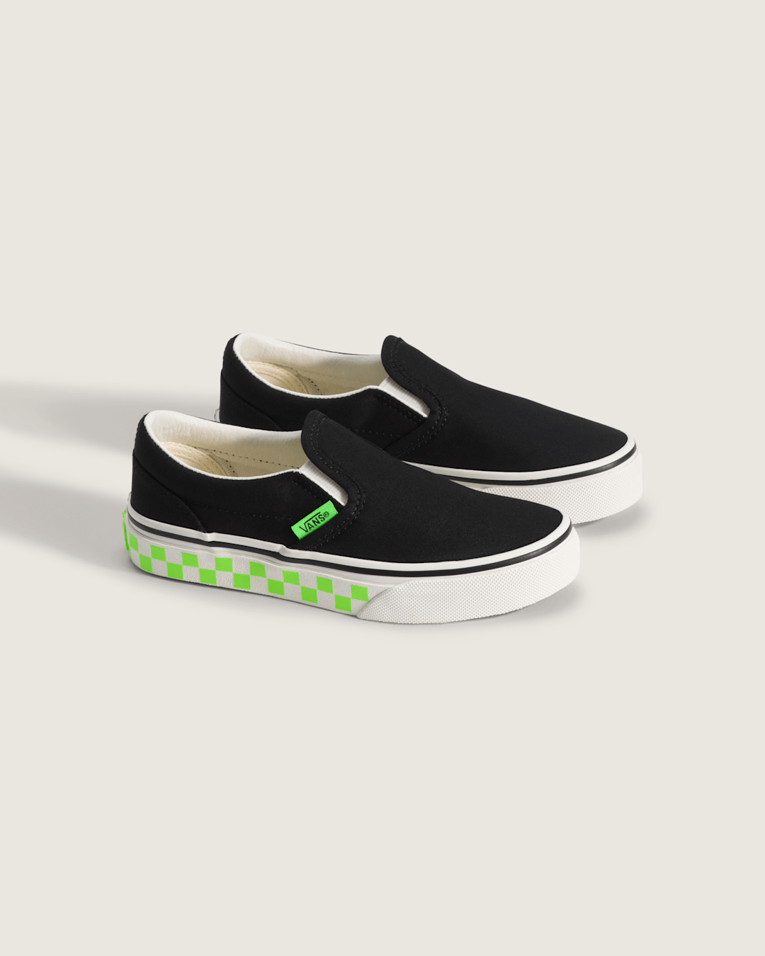 Vans Little Kids Classic Slip-On Shoe in Glow-in-the-Dark Black / Green Gecko