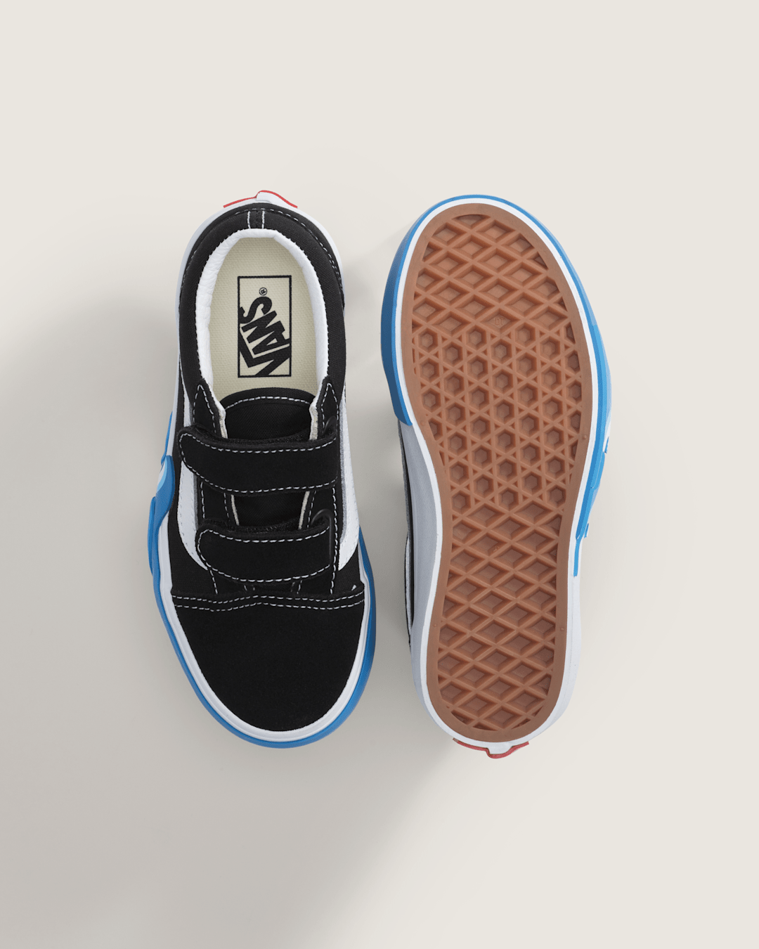 Vans Little Kids Old Skool V Shoe in Black / Bright Azure Blue