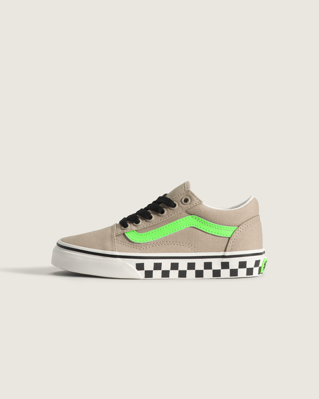 Vans Little Kids Old Skool Shoe in Glow-in-the-Dark Black / Bay Leaf Green