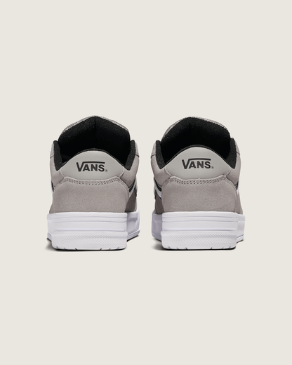 Vans Big Kids Hylane Shoe in Grey