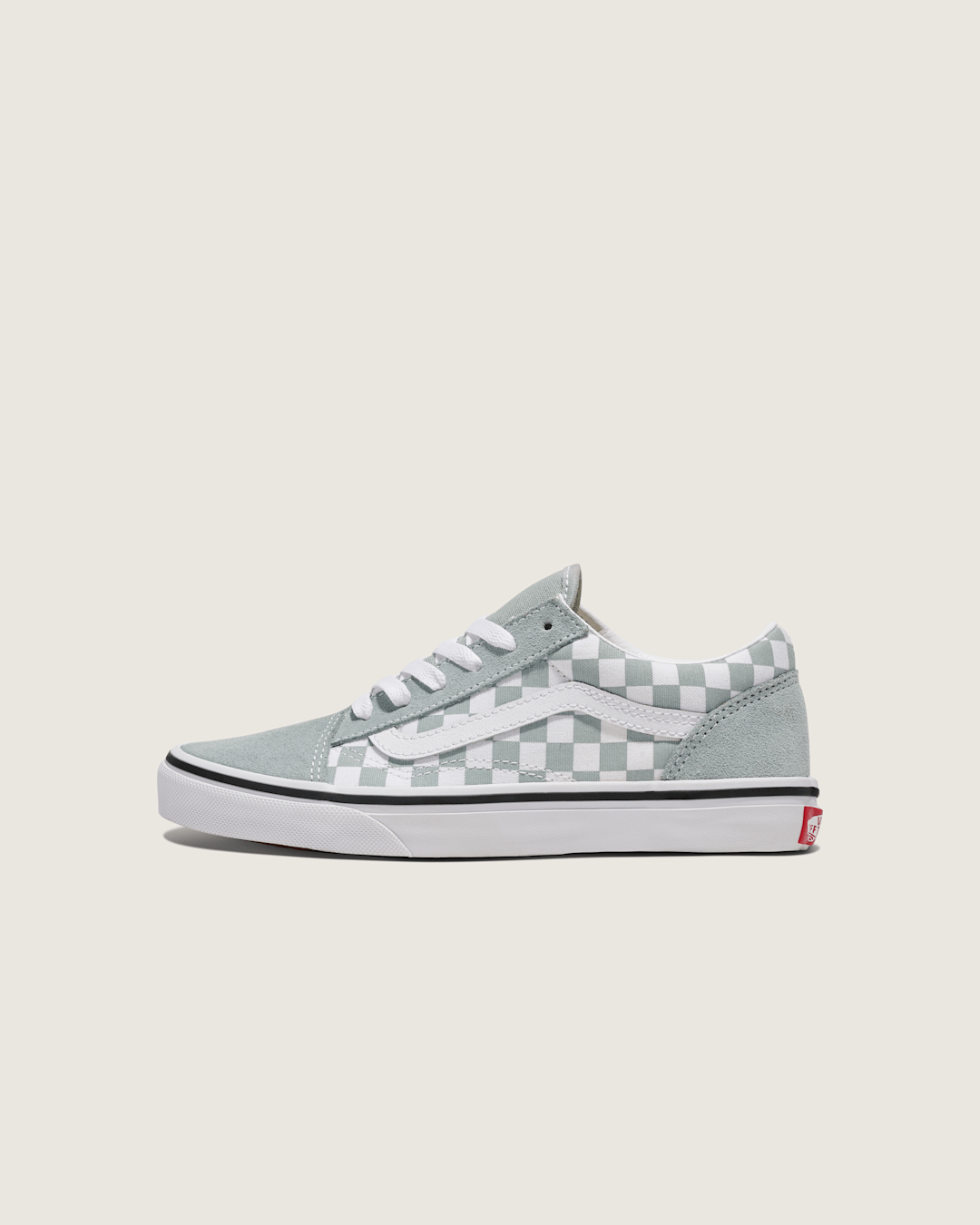Vans Big Kids Old Skool Checkerboard Shoe in Checkerboard Green / White