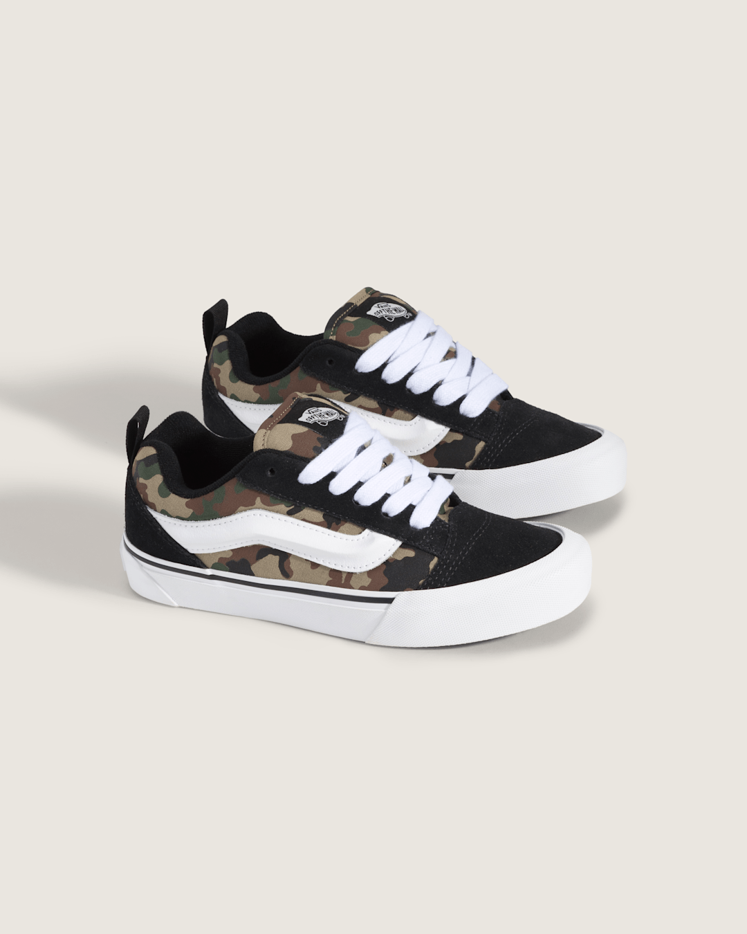 Vans Big Kids Knu Skool Shoe in Camo Black / Green