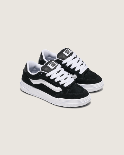 Vans Big Kids Hylane Shoe in Black