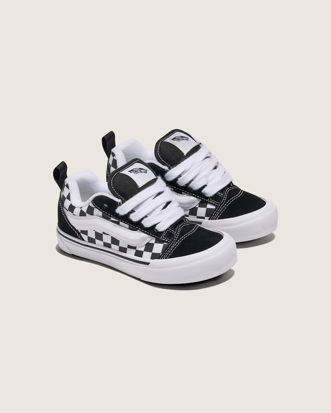 Vans Big Kids Knu Skool Checkerboard Shoe in Checkerboard Black / True White