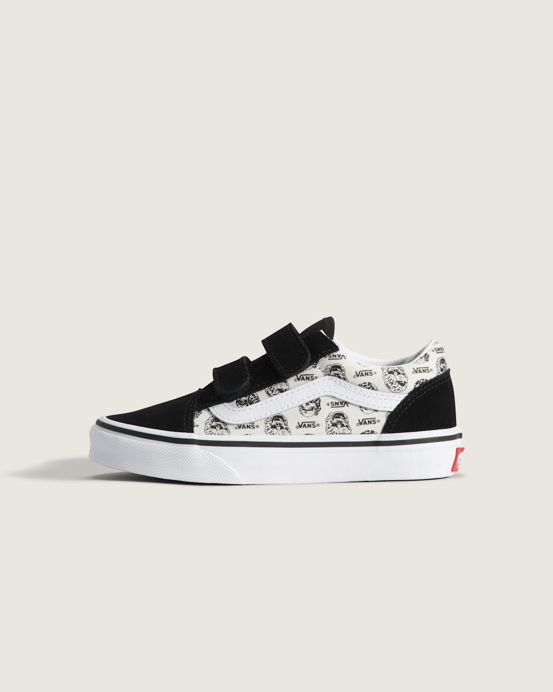 Vans Little Kids Old Skool V Shoe in Black / White