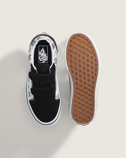 Vans Little Kids Old Skool V Shoe in Black / White