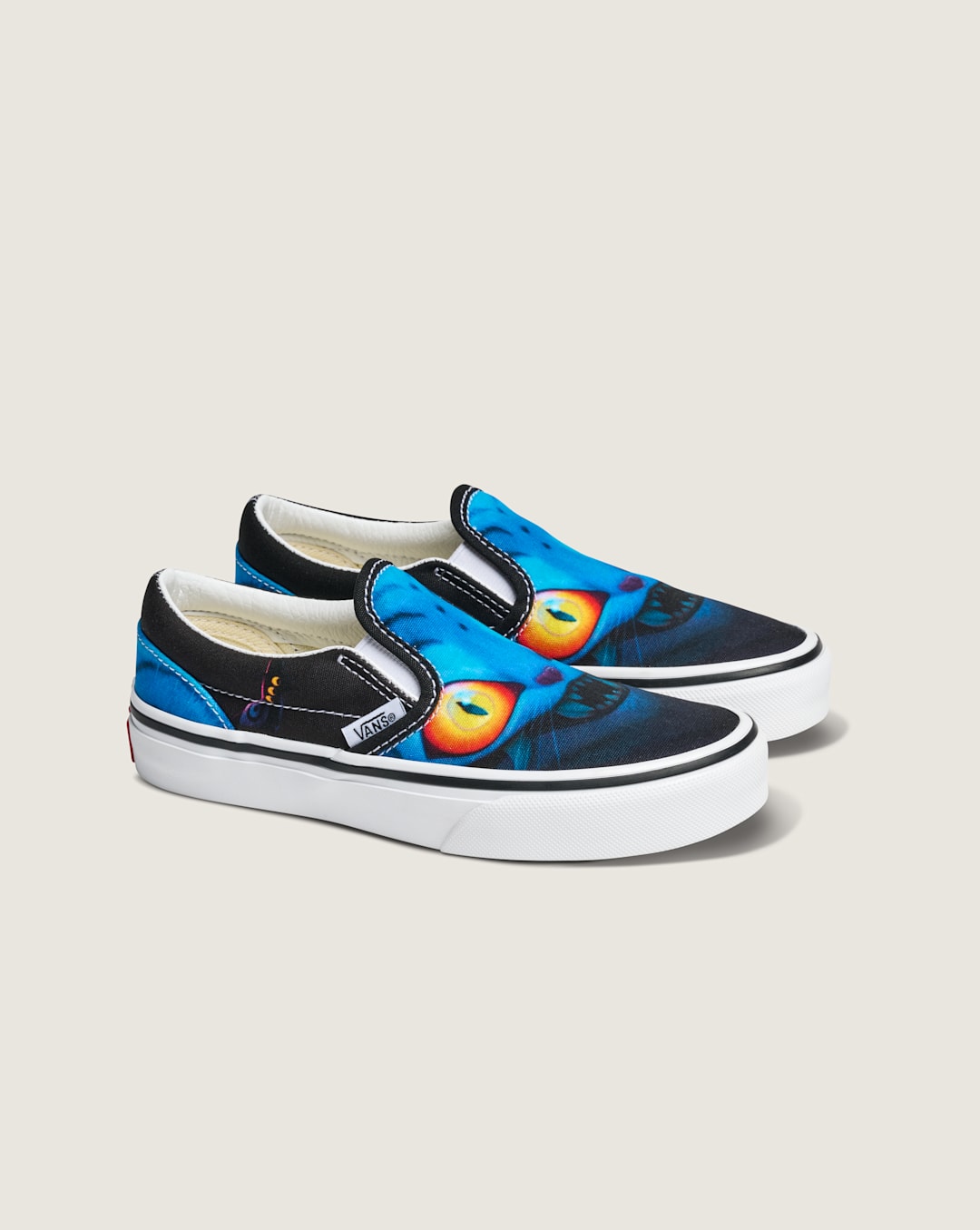 Vans KPop Demon Hunters x Vans Little Kids Classic Slip-On Shoe in Kpop Demon Hunters Black
