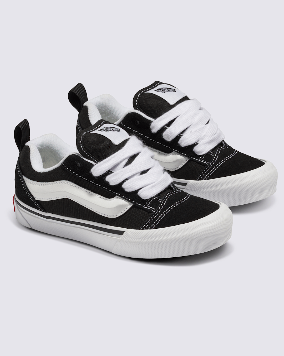 Vans Little Kids Knu Skool Shoe in Black / True White