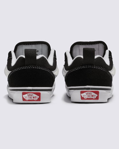 Vans Little Kids Knu Skool Shoe in Black / True White