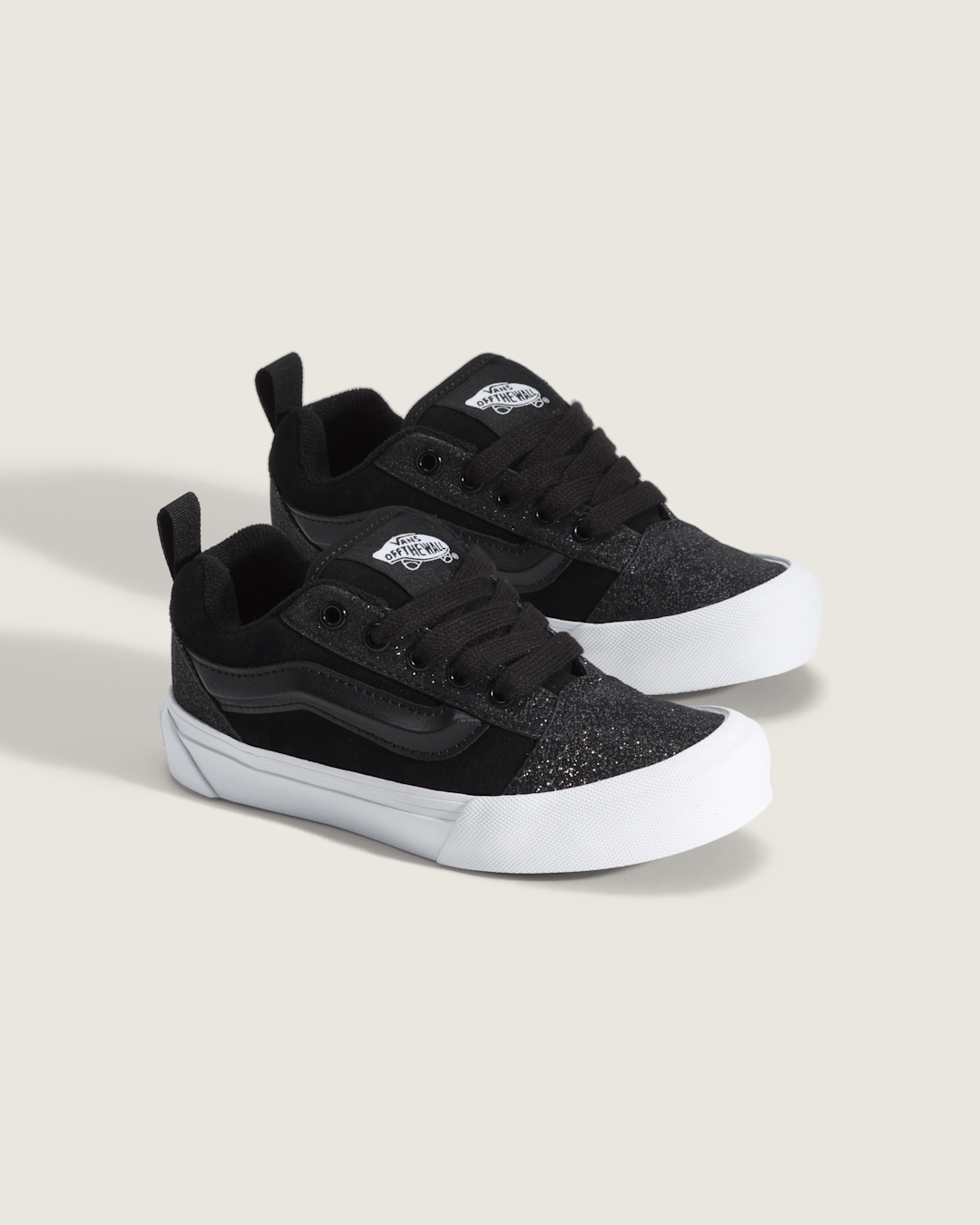 Vans Little Kids Knu Skool Shoe in Dazzled Black