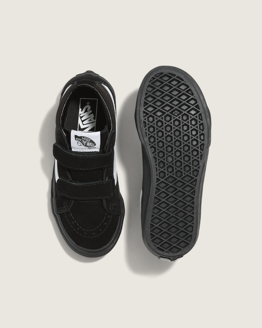 Vans Little Kids Sk8-Mid V Shoe in Blackout