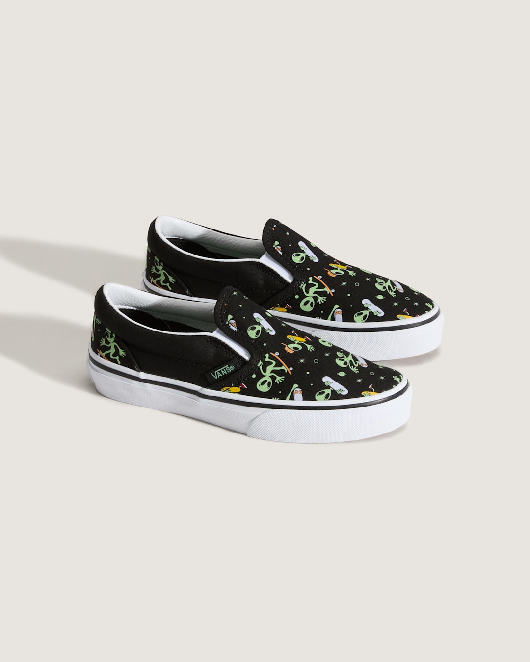 Vans Little Kids Classic Slip-On Shoe in Black / Green